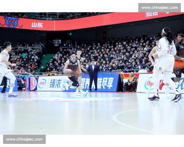 精彩篮球直播全面解析，尽享每一场激烈对决与幕后花絮